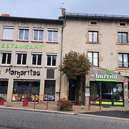 Le Barriol Hotell Saint-Julien-Chapteuil Eksteriør bilde