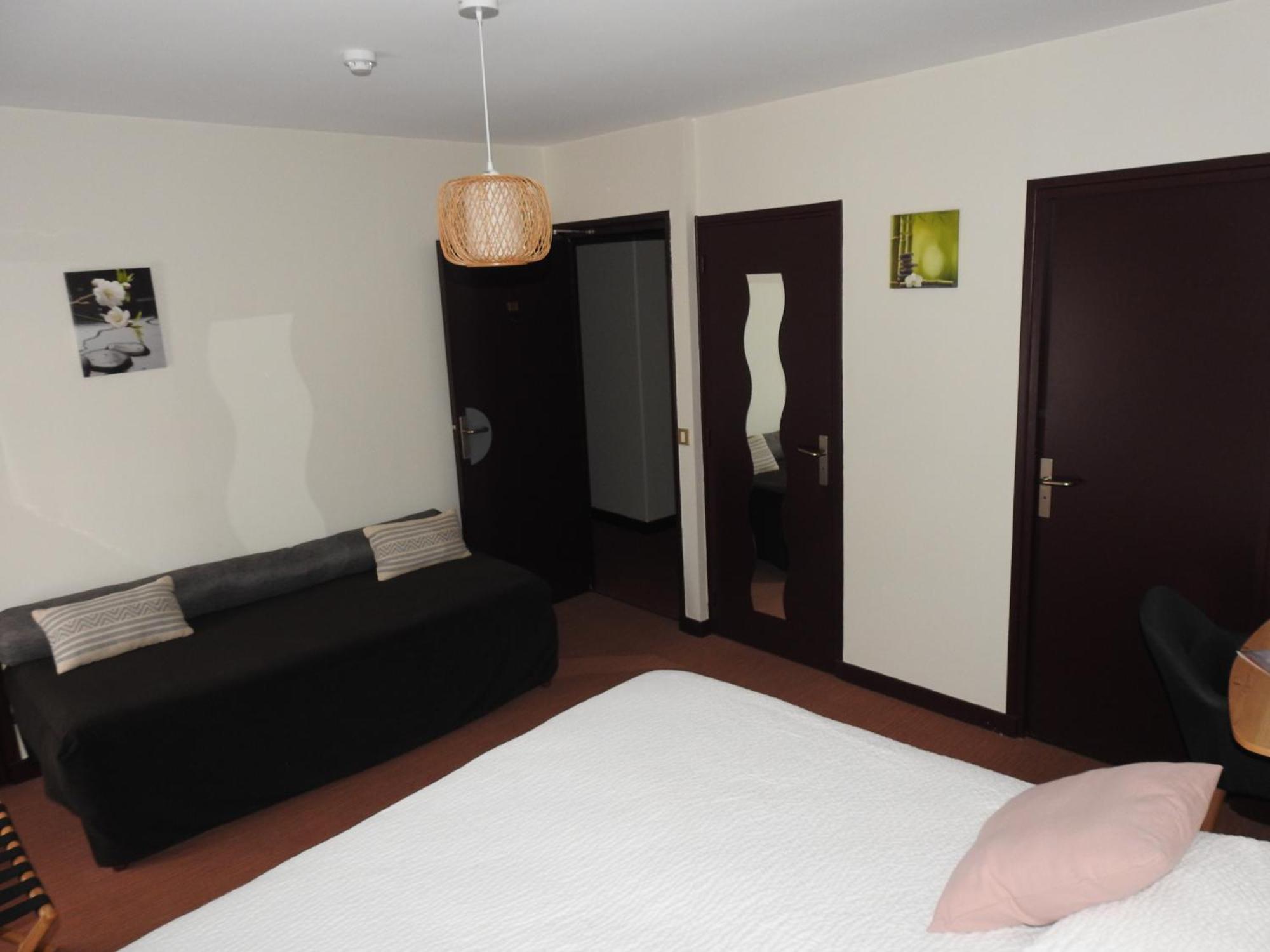 Le Barriol Hotell Saint-Julien-Chapteuil Eksteriør bilde