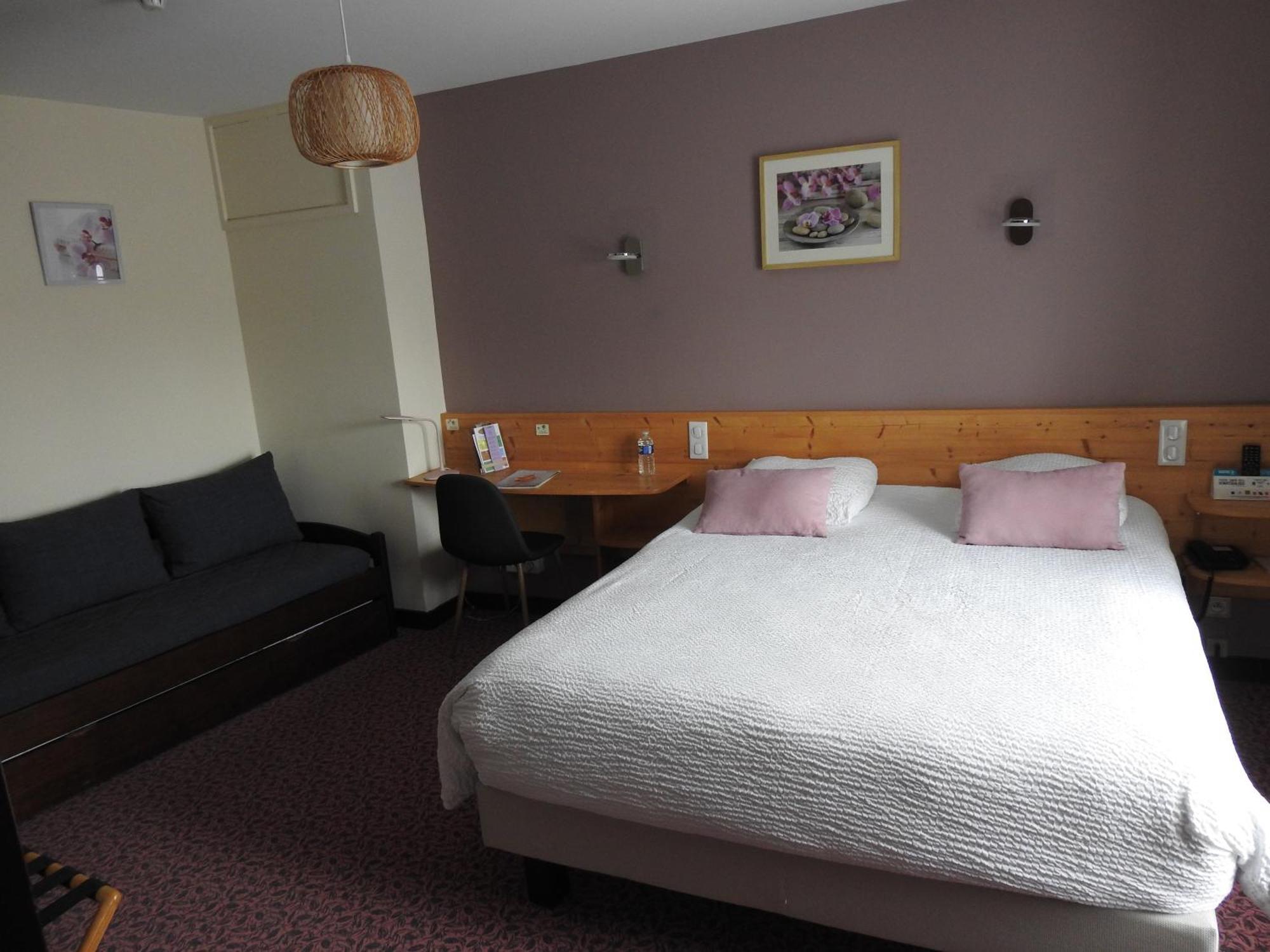 Le Barriol Hotell Saint-Julien-Chapteuil Eksteriør bilde